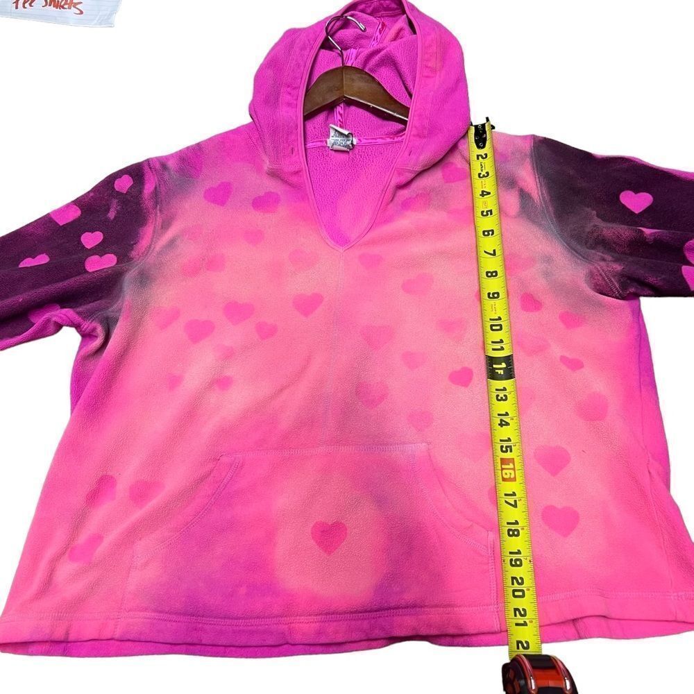 Hand painted fleece hoodie black and pink hearts - Picture 3 of 11
